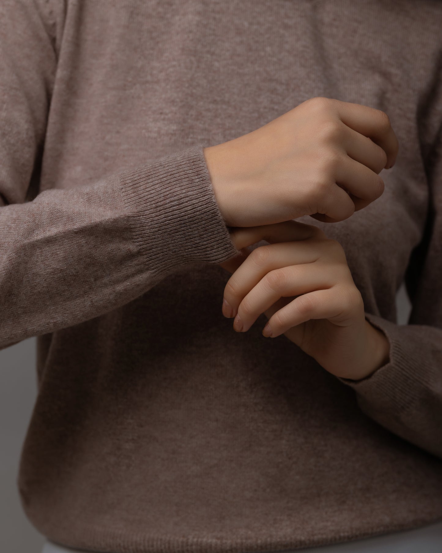 Essentials Crewneck クルーネック セーター